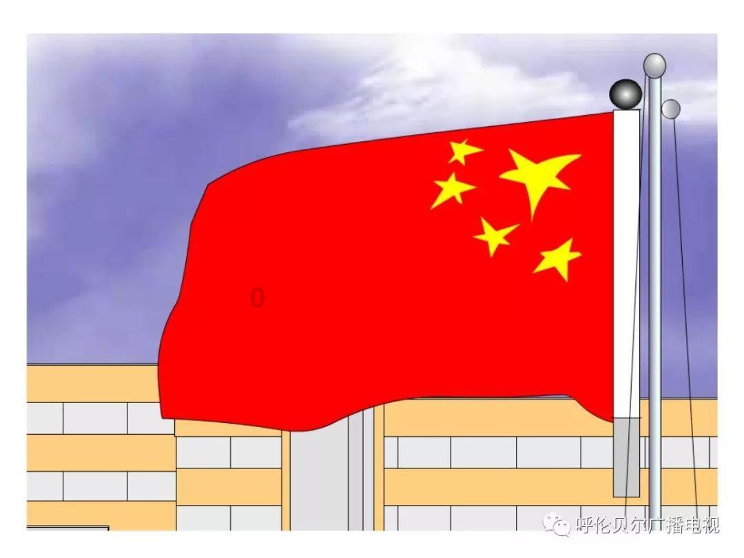 巴黎时装周偶遇周杰伦，本人憔悴眼袋很重，走路外八，穿搭太迷惑